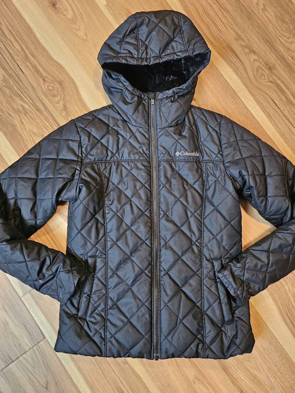 Columbia Quilted Hooded Jacket Black MEDIUM Faux Fur Lined